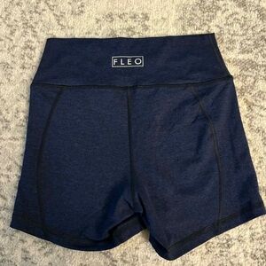 Fleo Short Size Medium